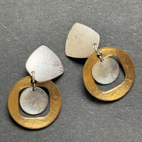 VINTAGE MB SF Earrings Clip Hammered Two Tone Metal Modern Geometric Lightweight - Picture 2 of 7